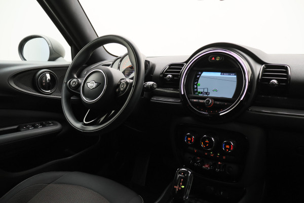 MINI Clubman 1.5 One Business Edition Automaat Navigatie, Climate, Cruise, PDC, 17"