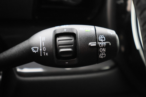 MINI Clubman 1.5 One Business Edition Automaat Navigatie, Climate, Cruise, PDC, 17"