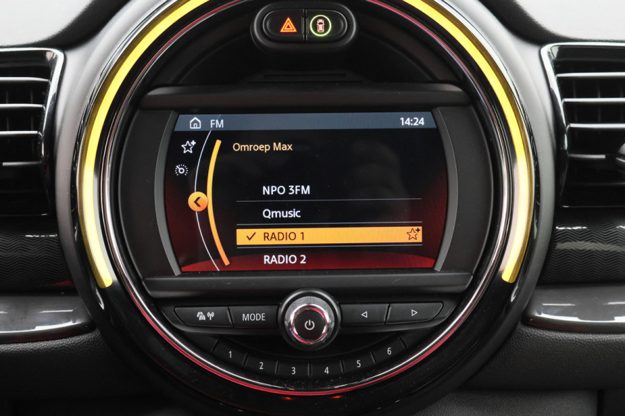 MINI Clubman 1.5 One Business Edition Automaat Navigatie, Climate, Cruise, PDC, 17"