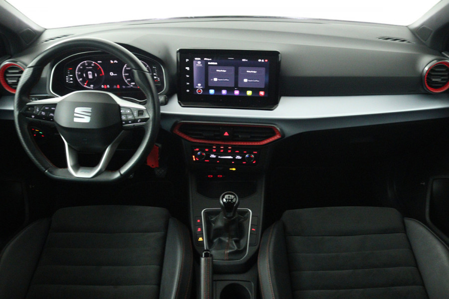 Seat Ibiza 1.0 EcoTSI FR Business Intense (DIGITALE COCKPIT, STOELVERWARMING, CAMERA, CRUISE ADAPTIEF, PARKEERSENSOREN)