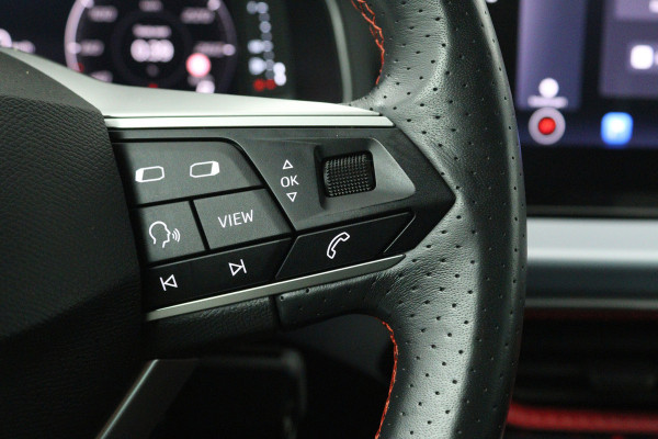 Seat Ibiza 1.0 EcoTSI FR Business Intense (DIGITALE COCKPIT, STOELVERWARMING, CAMERA, CRUISE ADAPTIEF, PARKEERSENSOREN)