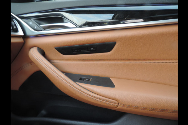 BMW 5 Serie Touring 540i xDrive High Executive panoramadak