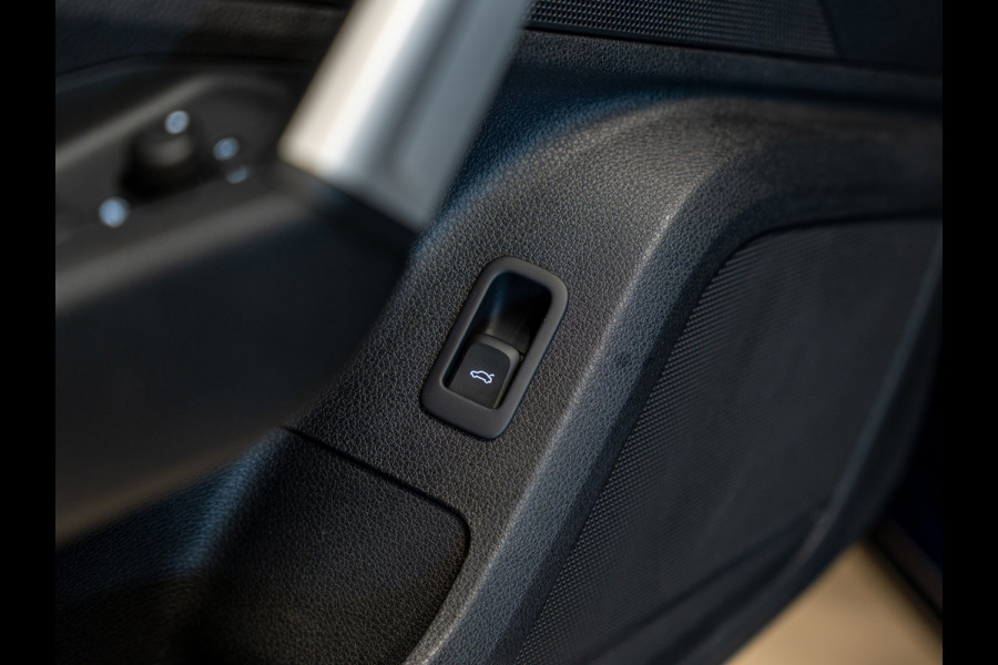 Audi Q2 30 TFSI Pro Line, Navi, Cruise, Clima, PDC, Electrische Kofferbak, Keyless, Multistuur, Volledig Onderhoud