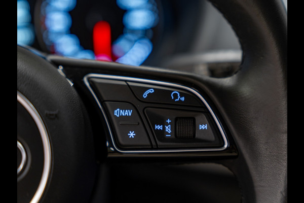 Audi Q2 30 TFSI Pro Line, Navi, Cruise, Clima, PDC, Electrische Kofferbak, Keyless, Multistuur, Volledig Onderhoud