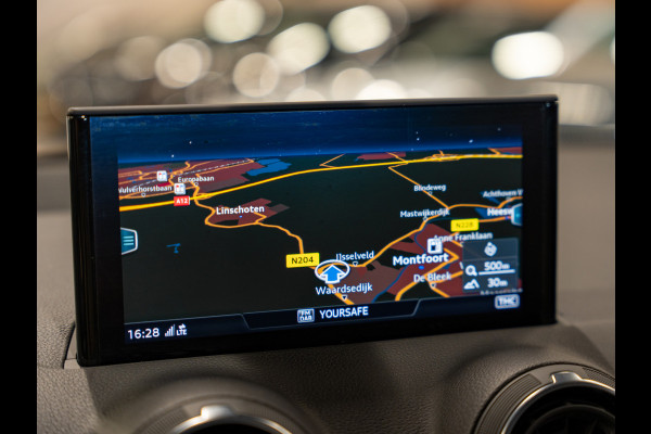 Audi Q2 30 TFSI Pro Line, Navi, Cruise, Clima, PDC, Electrische Kofferbak, Keyless, Multistuur, Volledig Onderhoud