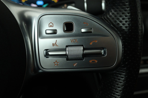 Mercedes-Benz C-Klasse Estate 200 Premium Plus Pack (PANORAMADAK, CAMERA, STOELVERWARMING, ELEKTR STOELEN, NAVIGATIE)