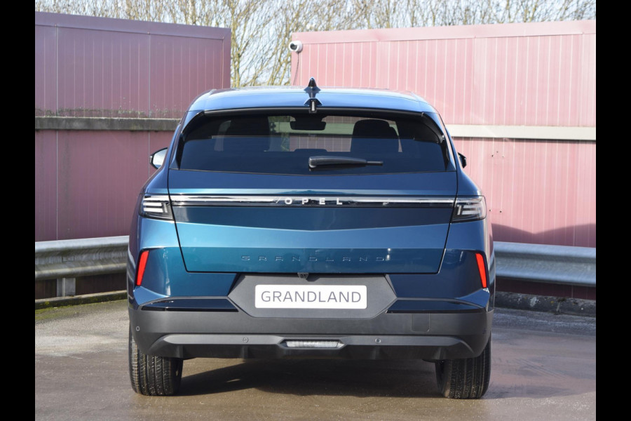 Opel Grandland 1.2 Turbo Hybrid GS UIT VOORRAAD LEVERBAAR | SCHUIF- KANTELDAK |