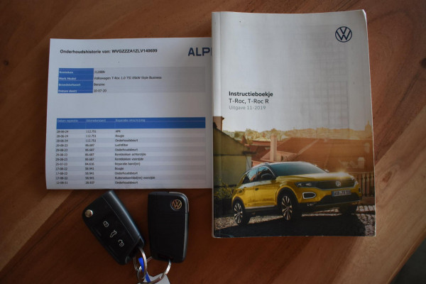 Volkswagen T-Roc 1.0 TSI | VIRTUAL COCKPIT | TREKHAAK | APPLE CARPLAY | ANDROID AUTO | ADAPTIEVE CRUISE CONTROLE | NAP
