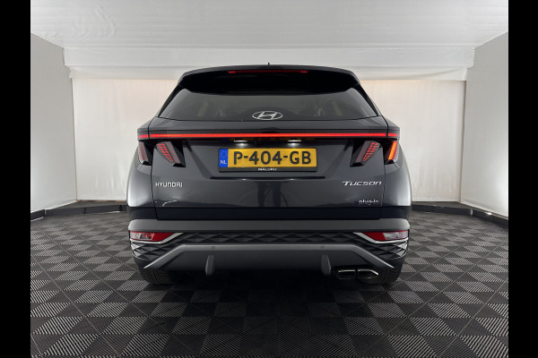 Hyundai Tucson 1.6 T-GDI PHEV Comfort Smart 4WD (INCL.BTW) *LEATHER | FULL-LED | ADAPTIVE-CRUISE | HEATED-COMFORTSEATS | KEYLESS | CAMERA | DIGI-COCKPIT | PRIVACY-GLASS | SHIFT-PADDLES | ECC | PDC | 19''ALU*