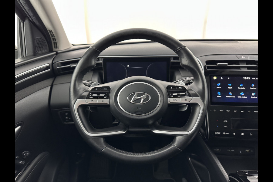 Hyundai Tucson 1.6 T-GDI PHEV Comfort Smart 4WD (INCL.BTW) *LEATHER | FULL-LED | ADAPTIVE-CRUISE | HEATED-COMFORTSEATS | KEYLESS | CAMERA | DIGI-COCKPIT | PRIVACY-GLASS | SHIFT-PADDLES | ECC | PDC | 19''ALU*