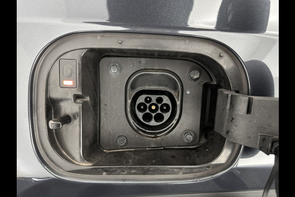 Hyundai Tucson 1.6 T-GDI PHEV Comfort Smart 4WD (INCL.BTW) *LEATHER | FULL-LED | ADAPTIVE-CRUISE | HEATED-COMFORTSEATS | KEYLESS | CAMERA | DIGI-COCKPIT | PRIVACY-GLASS | SHIFT-PADDLES | ECC | PDC | 19''ALU*