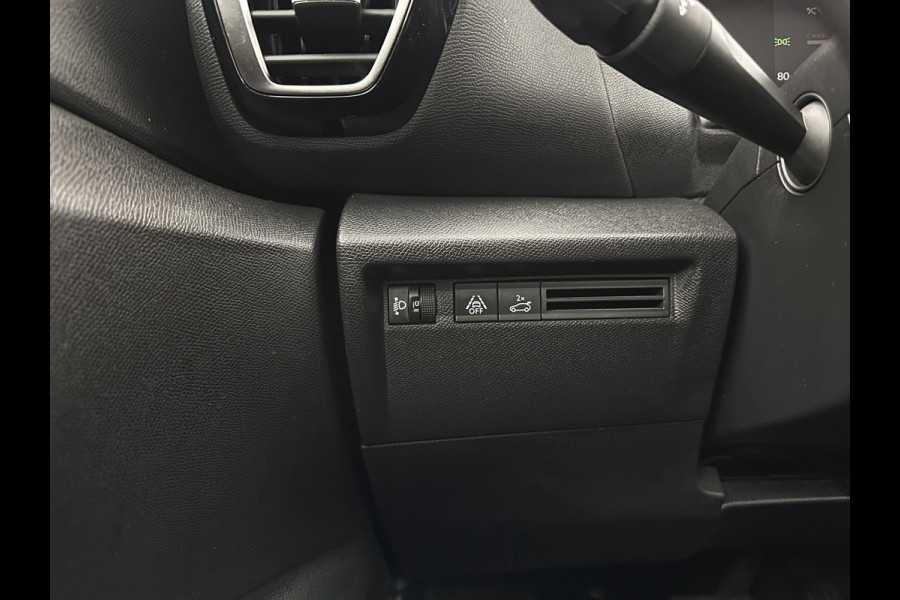 Citroën Ë-C4 X Feel Pack 50 kWh [ 3-Fase ] (INCL.BTW) *FULL-LED | LEATHER-FABRIC | DIGI-COCKPIT | DAB | COMFORT-SEATS | CAMERA | ECC | PDC | CRUISE | 18''ALU*