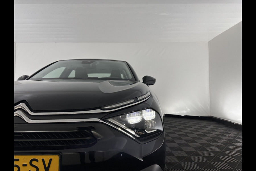 Citroën Ë-C4 X Feel Pack 50 kWh [ 3-Fase ] (INCL.BTW) *FULL-LED | LEATHER-FABRIC | DIGI-COCKPIT | DAB | COMFORT-SEATS | CAMERA | ECC | PDC | CRUISE | 18''ALU*