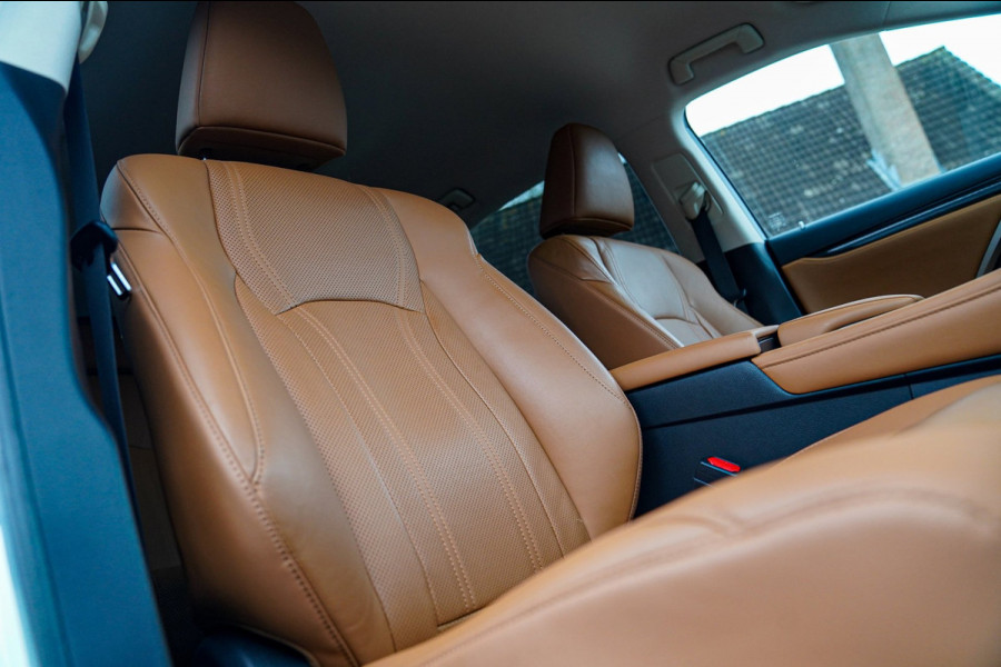 Lexus RX 350 AWD President Line | Luxe Leder | Memory | Lane Assist | Camera | Stoelverwarming / verkoeling | Stuurwiel verwarmd