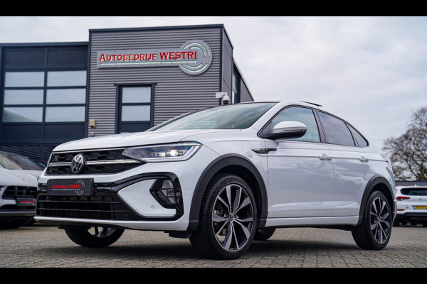 Volkswagen Taigo 1.0 TSI R-Line Business | Panorama | Stoelverwarming | Camera | Lane Assist | Digital dashboard