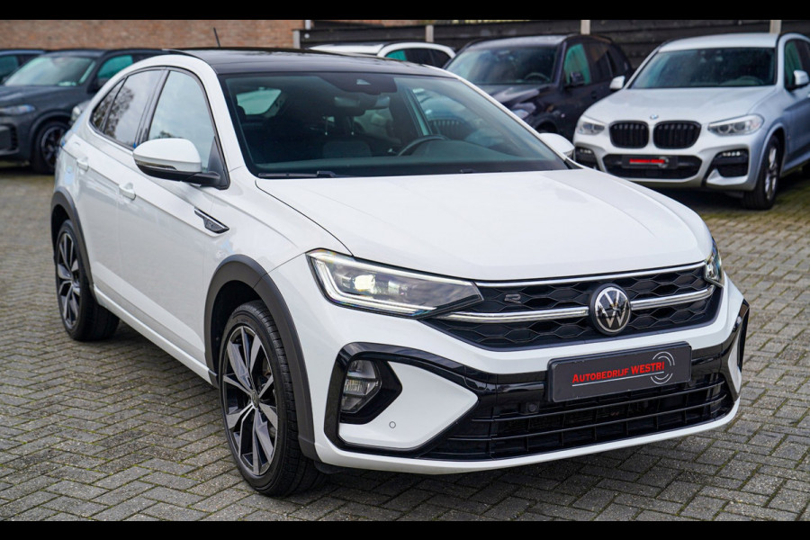 Volkswagen Taigo 1.0 TSI R-Line Business | Panorama | Stoelverwarming | Camera | Lane Assist | Digital dashboard