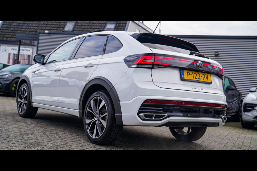 Volkswagen Taigo 1.0 TSI R-Line Business | Panorama | Stoelverwarming | Camera | Lane Assist | Digital dashboard