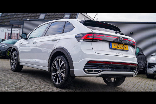 Volkswagen Taigo 1.0 TSI R-Line Business | Panorama | Stoelverwarming | Camera | Lane Assist | Digital dashboard