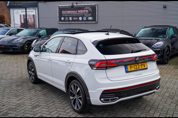 Volkswagen Taigo 1.0 TSI R-Line Business | Panorama | Stoelverwarming | Camera | Lane Assist | Digital dashboard