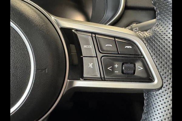 Seres 3 52kWh AUT. PANORAMADAK CAMERA 360° KEYLESS NAVIGATIE DRIVING ASSISTANCE LEDER AIRCO PDC USB LANE ASSIST