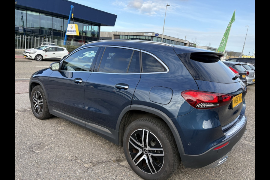 Mercedes-Benz GLA 250 e Business Luxery Limited Panodak