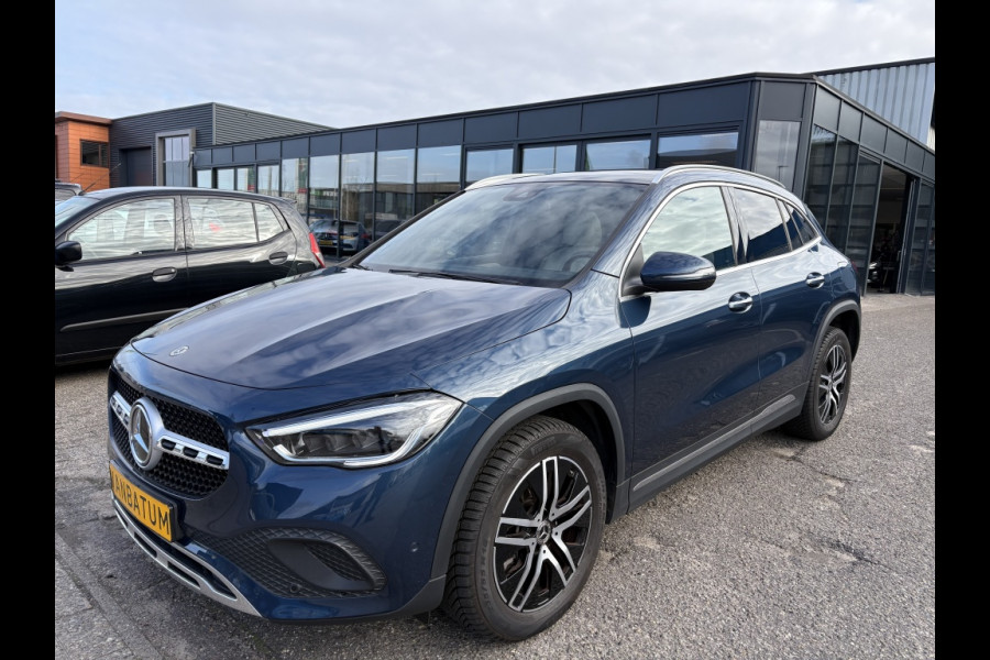 Mercedes-Benz GLA 250 e Business Luxery Limited Panodak