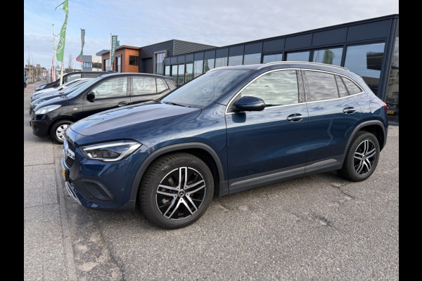 Mercedes-Benz GLA 250 e Business Luxery Limited Panodak