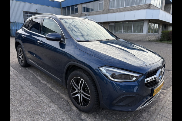 Mercedes-Benz GLA 250 e Business Luxery Limited Panodak