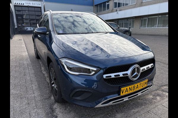 Mercedes-Benz GLA 250 e Business Luxery Limited Panodak
