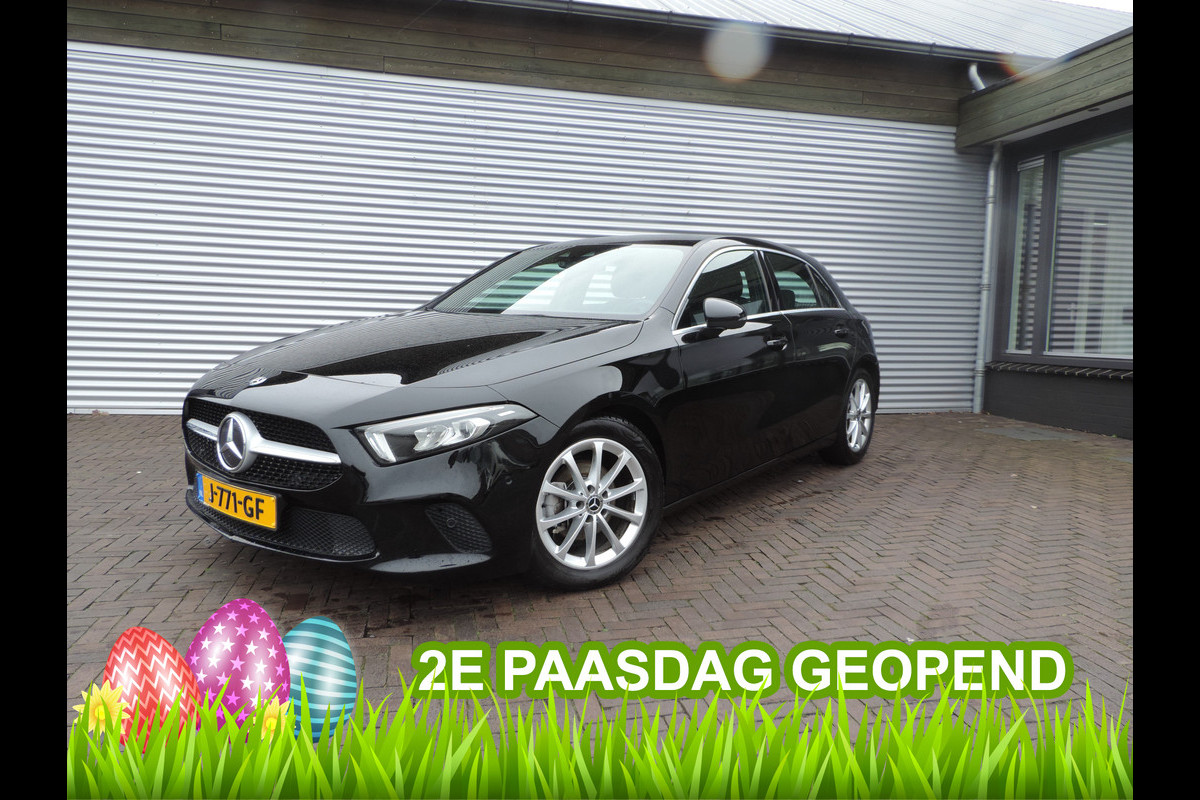 Mercedes-Benz A-Klasse 180 Business Solution Luxury sfeer licht