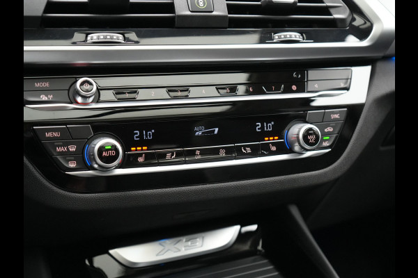 BMW X3 xDrive30e Sportline PHEV 293pk Dealer O.H | Trekhaak Af Fabriek | Panodak | Head Up | Sportstoelen Verwarmd | Sfeerverlichting | Keyless | Apple Carplay | LED Koplampen | Blis | Navigatie | DAB | Cruise Control | Plug In Hybrid |