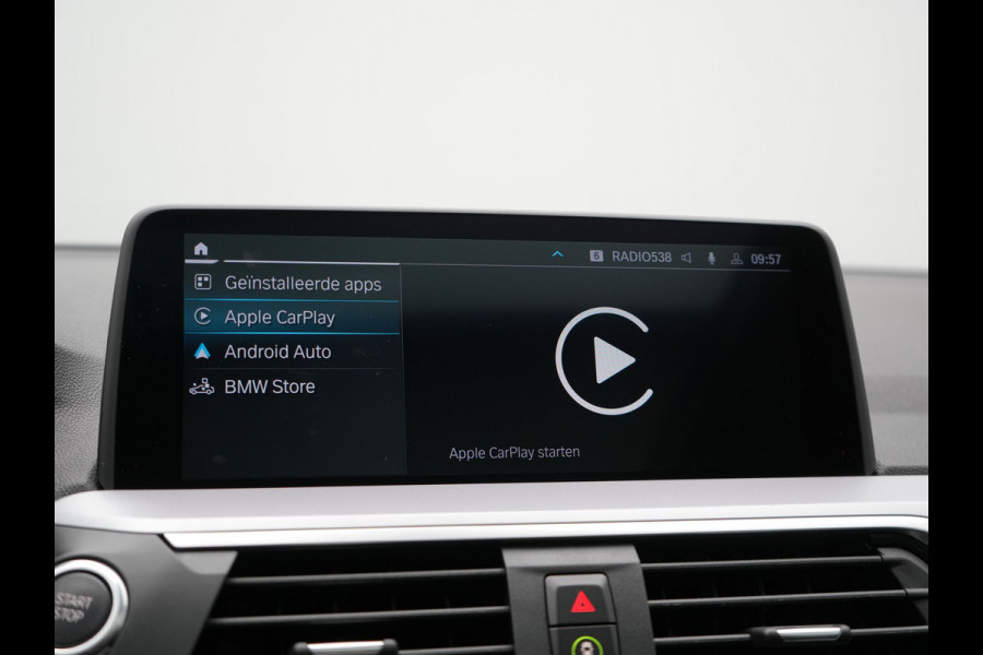 BMW X3 xDrive30e Sportline PHEV 293pk Dealer O.H | Trekhaak Af Fabriek | Panodak | Head Up | Sportstoelen Verwarmd | Sfeerverlichting | Keyless | Apple Carplay | LED Koplampen | Blis | Navigatie | DAB | Cruise Control | Plug In Hybrid |