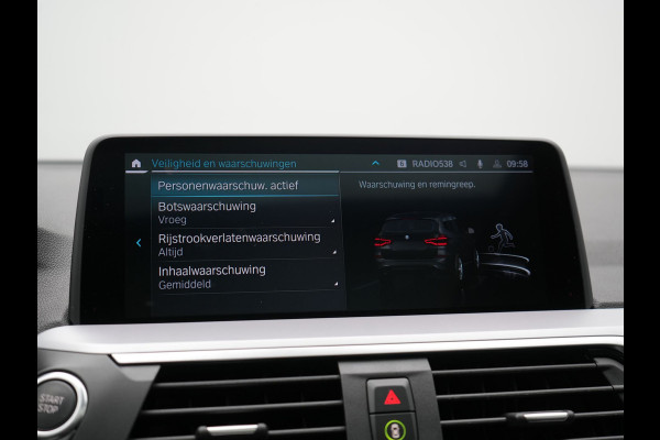 BMW X3 xDrive30e Sportline PHEV 293pk Dealer O.H | Trekhaak Af Fabriek | Panodak | Head Up | Sportstoelen Verwarmd | Sfeerverlichting | Keyless | Apple Carplay | LED Koplampen | Blis | Navigatie | DAB | Cruise Control | Plug In Hybrid |