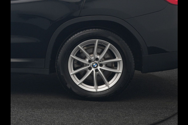 BMW X3 xDrive30e Sportline PHEV 293pk Dealer O.H | Trekhaak Af Fabriek | Panodak | Head Up | Sportstoelen Verwarmd | Sfeerverlichting | Keyless | Apple Carplay | LED Koplampen | Blis | Navigatie | DAB | Cruise Control | Plug In Hybrid |