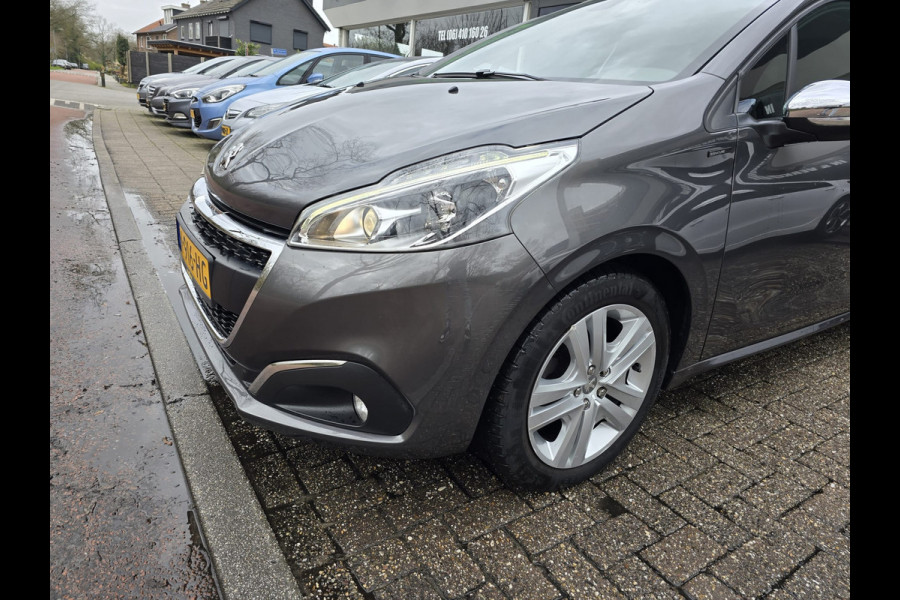Peugeot 208 1.2 PureTech Signature | 2E EIGENAAR | 12MND GARANTIE | NW DIST RIEM | NAVI |