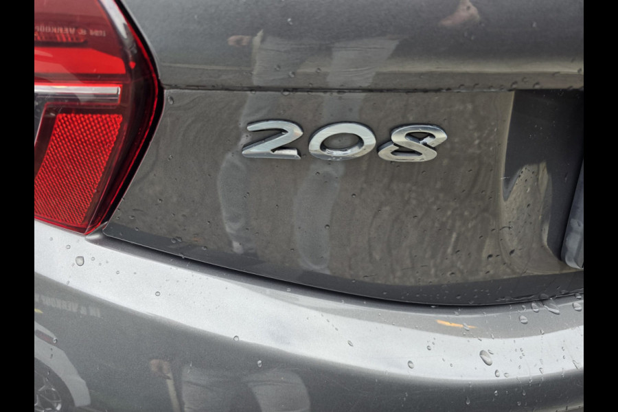 Peugeot 208 1.2 PureTech Signature | 2E EIGENAAR | 12MND GARANTIE | NW DIST RIEM | NAVI |