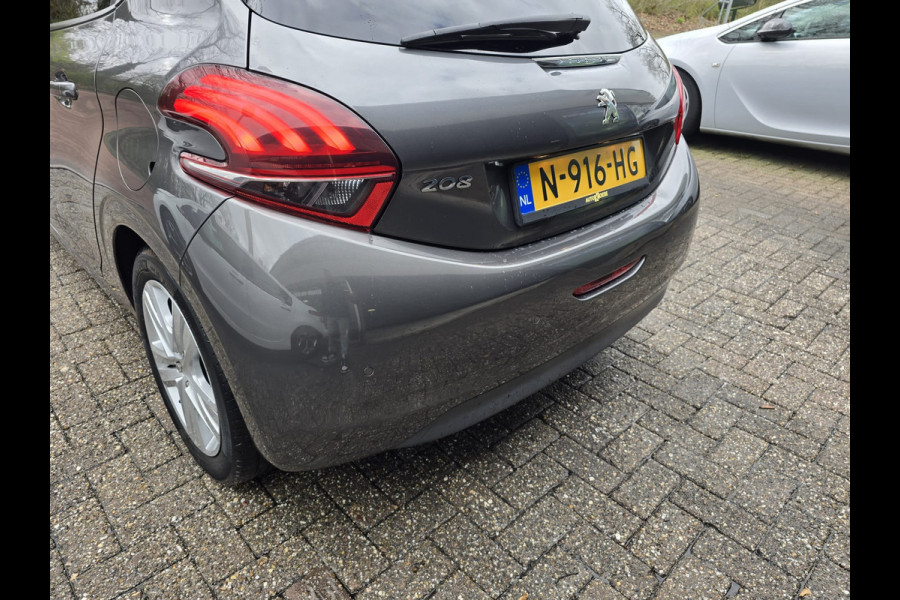 Peugeot 208 1.2 PureTech Signature | 2E EIGENAAR | 12MND GARANTIE | NW DIST RIEM | NAVI |