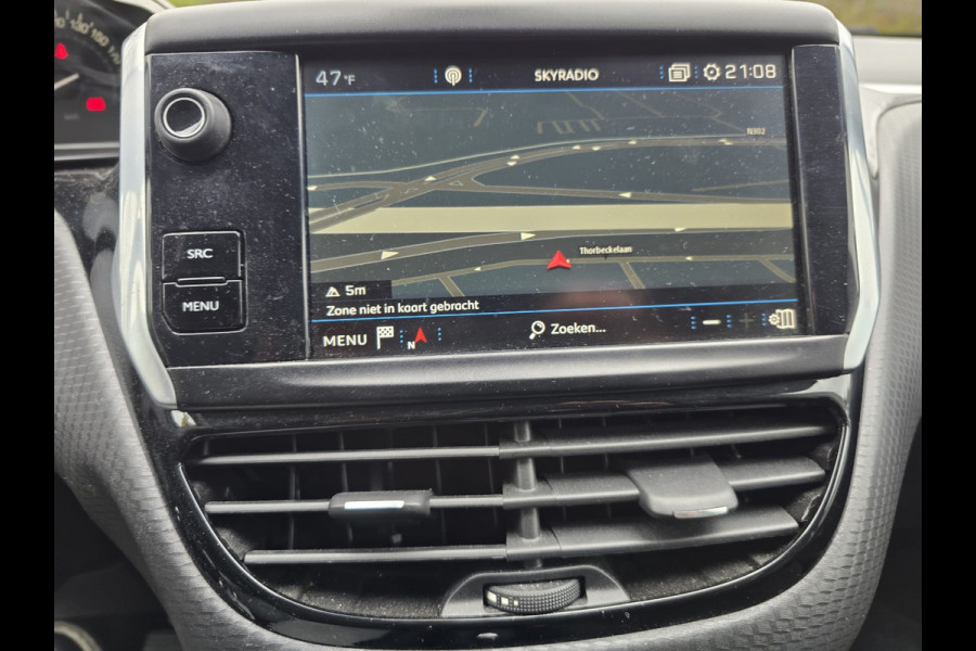 Peugeot 208 1.2 PureTech Signature | 2E EIGENAAR | 12MND GARANTIE | NW DIST RIEM | NAVI |