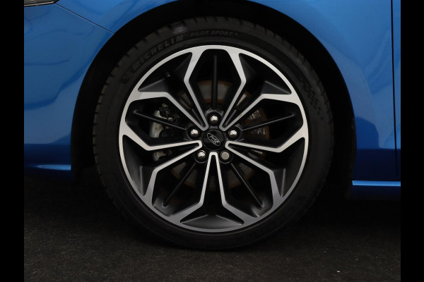 Ford Focus 1.5 EcoBoost ST Line | Stoelverwarming | Adaptive cruise | Carplay | Navigatie | Dodehoek detectie | Keyless | Full LED | Climate control | B&O Sound | Parkeerhulp | 18'' | Stuurverwarming