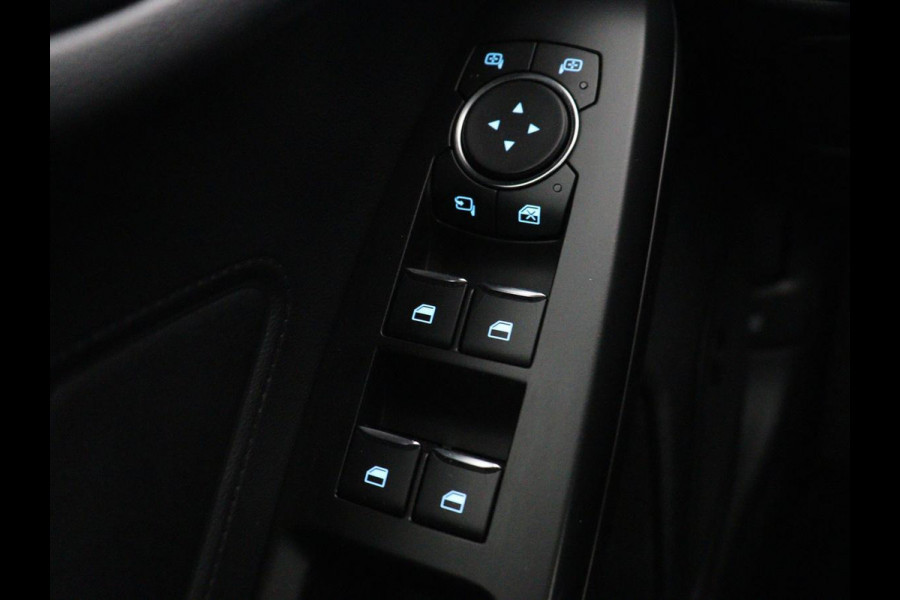 Ford Focus 1.5 EcoBoost ST Line | Stoelverwarming | Adaptive cruise | Carplay | Navigatie | Dodehoek detectie | Keyless | Full LED | Climate control | B&O Sound | Parkeerhulp | 18'' | Stuurverwarming