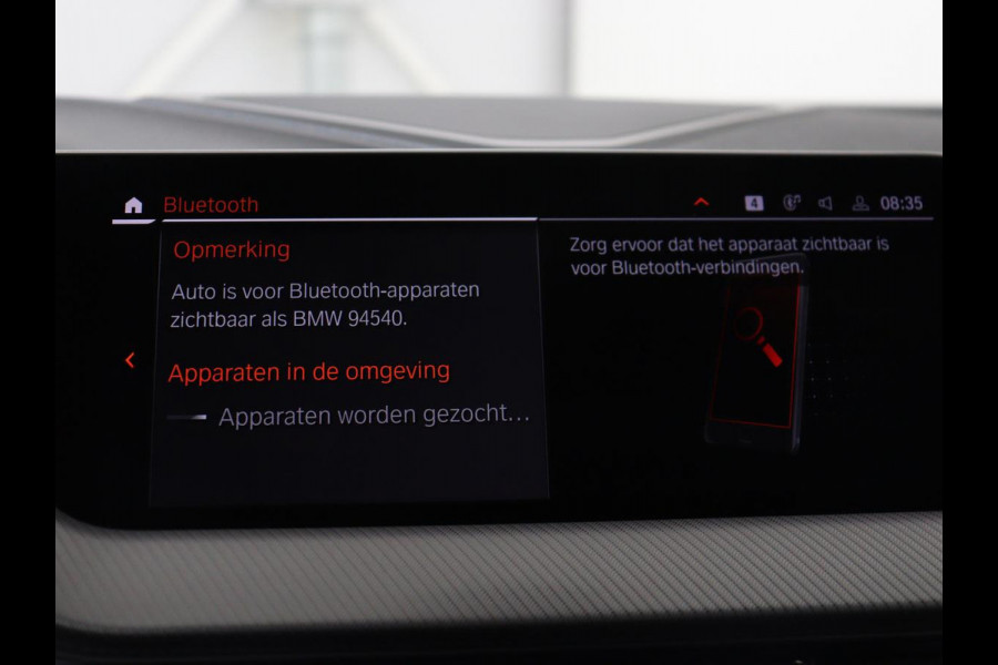 BMW 1-serie 118i M Sport | Panoramadak | Stoelverwarming | Harman/Kardon | Camera | Live Cockpit | Carplay | Sfeerverlichting | Sportstoelen | Full LED | Navigatie | Half leder | Park Assist | Climate control