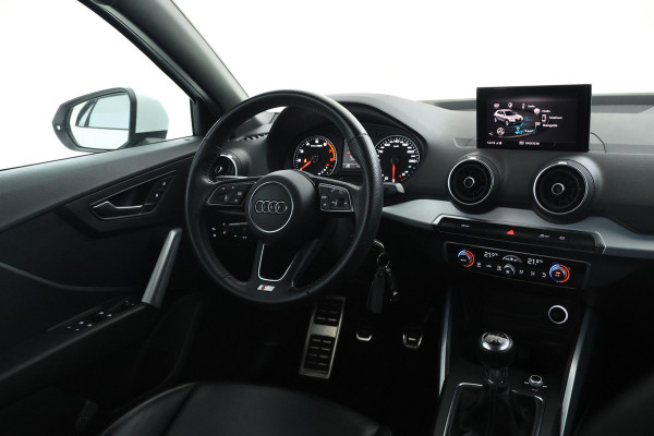 Audi Q2 30 TFSI Sport S-line! Leer, Alles in kleur!