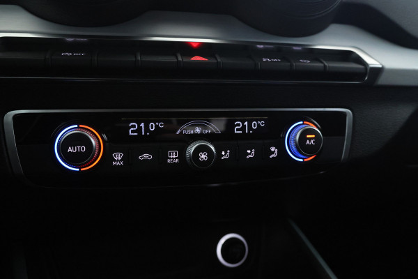 Audi Q2 30 TFSI Sport S-line! Leer, Alles in kleur!