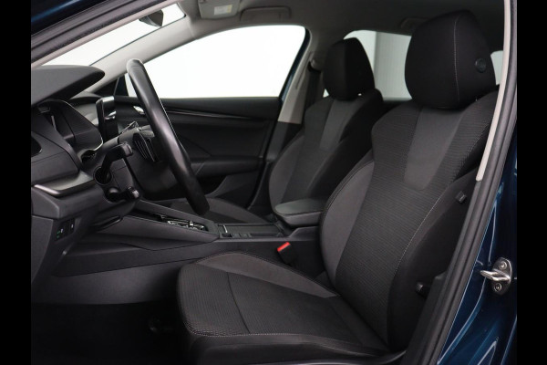 Škoda Octavia 1.4 TSI iV PHEV Business Edition | Adaptive cruise | Stuurverwarming | Carplay | Navigatie | Parkeerhulp | Full LED | Climate control | Digital Cockpit | Bluetooth | Plug In