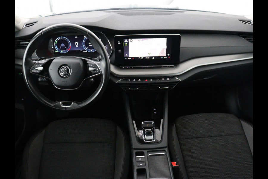 Škoda Octavia 1.4 TSI iV PHEV Business Edition | Adaptive cruise | Stuurverwarming | Carplay | Navigatie | Parkeerhulp | Full LED | Climate control | Digital Cockpit | Bluetooth | Plug In