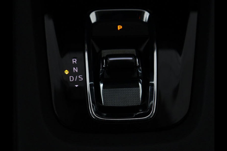 Škoda Octavia 1.4 TSI iV PHEV Business Edition | Adaptive cruise | Stuurverwarming | Carplay | Navigatie | Parkeerhulp | Full LED | Climate control | Digital Cockpit | Bluetooth | Plug In