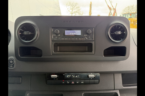 Mercedes-Benz Sprinter 514 2.2 CDI Automaat Achterdeuren Climate Control Cruise Control Koffer Meubelbak Bakwagen