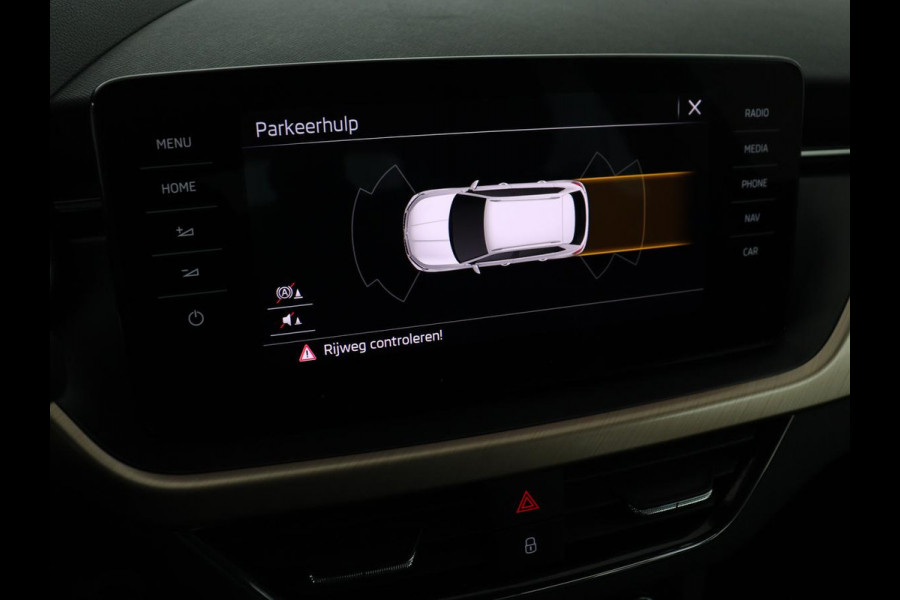 Škoda Kamiq 1.0 TSI Business Edition | Stoelverwarming | Virtual Cockpit | Carplay | Navigatie | Parkeerhulp | Full LED | Climate control | Cruise control