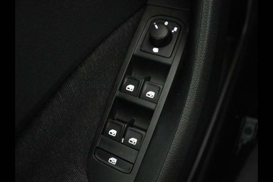 Škoda Kamiq 1.0 TSI Business Edition | Stoelverwarming | Virtual Cockpit | Carplay | Navigatie | Parkeerhulp | Full LED | Climate control | Cruise control