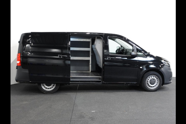 Mercedes-Benz Vito 111 CDI Functional Lang L2 Trekhaak Airco Navigatie Cruise control Parkeersensoren